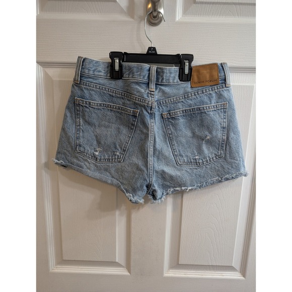 Aritzia Denim Forum The Ex Bf Hi Rise Distressed Denim Shorts - Size 26 - Picture 4 of 7